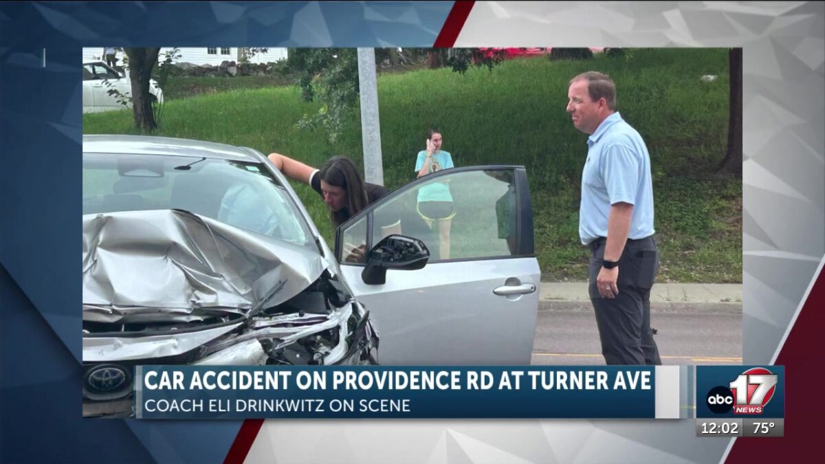 Mizzou football’s Coach Drinkwitz assists at scene after morning crash