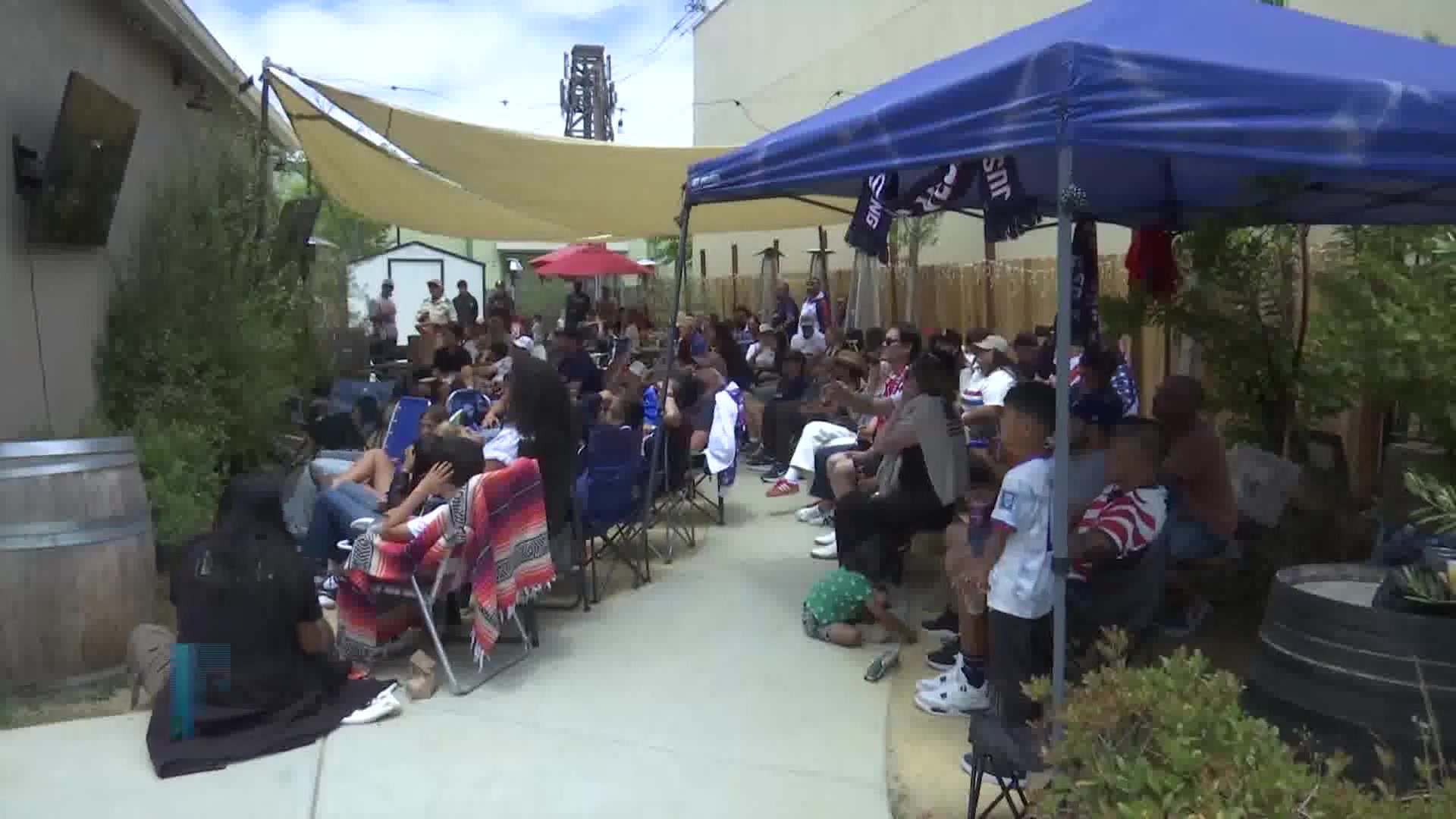 U.S. Soccer fans gather in Orcutt and celebrate World Cup victory