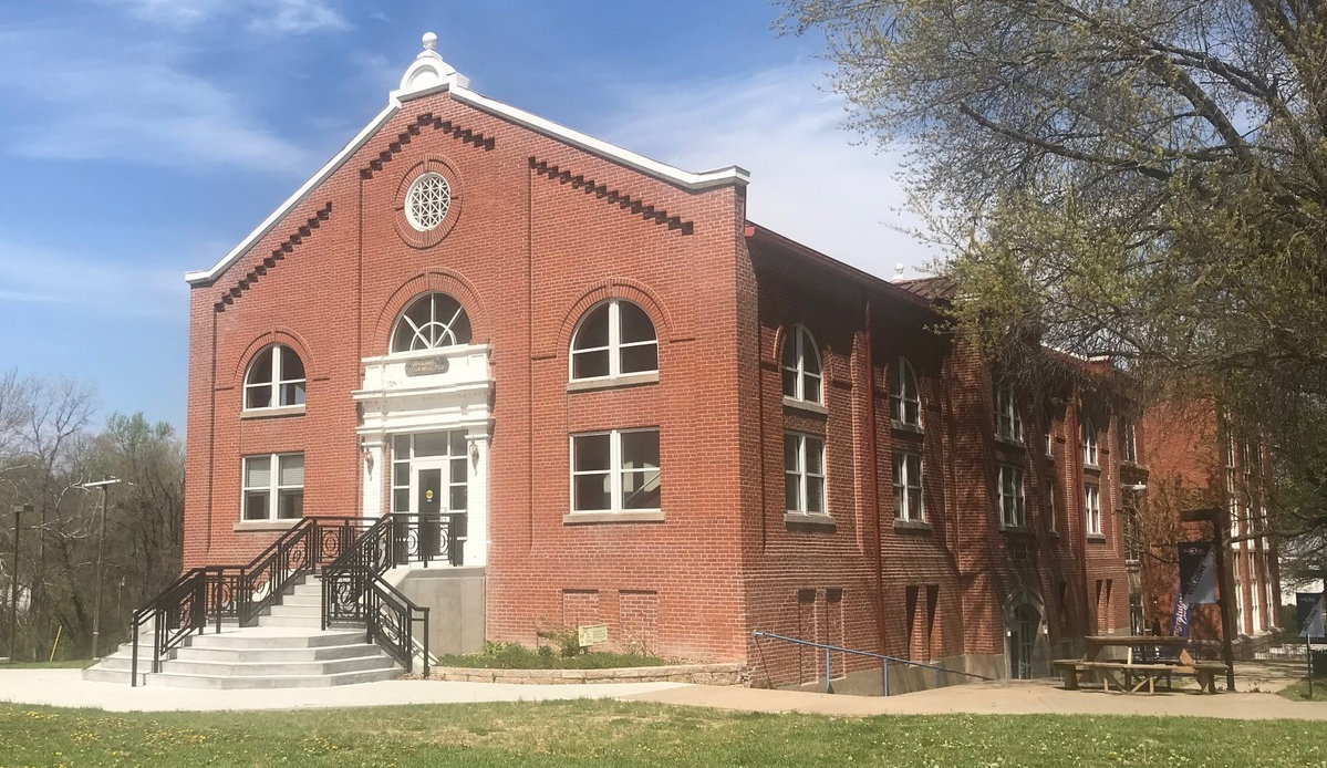 Boonville Library to close as it moves to new building