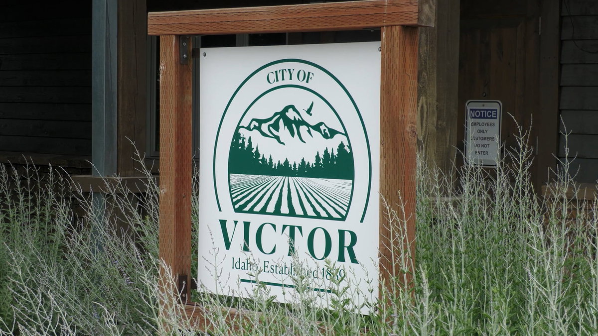 “Step Forward and Serve”: Victor Opens applications to fill vacant City Council seat