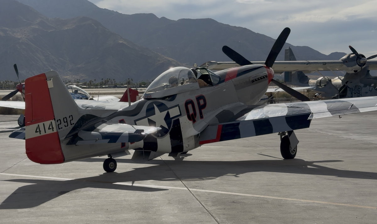 Palm Springs Air Museum celebrates Fourth of July with historic flyovers