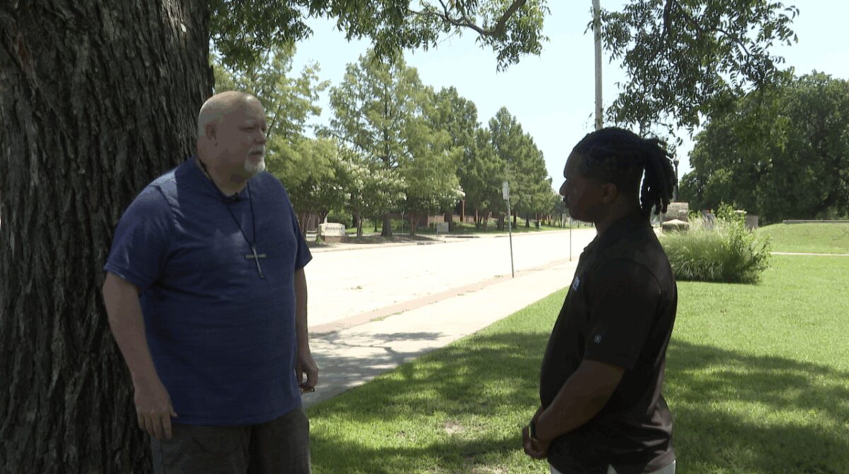 A week after a Tulsa pastor said he could no longer hold weekly picnics for people experiencing homelessness at Veterans Park without a permit
