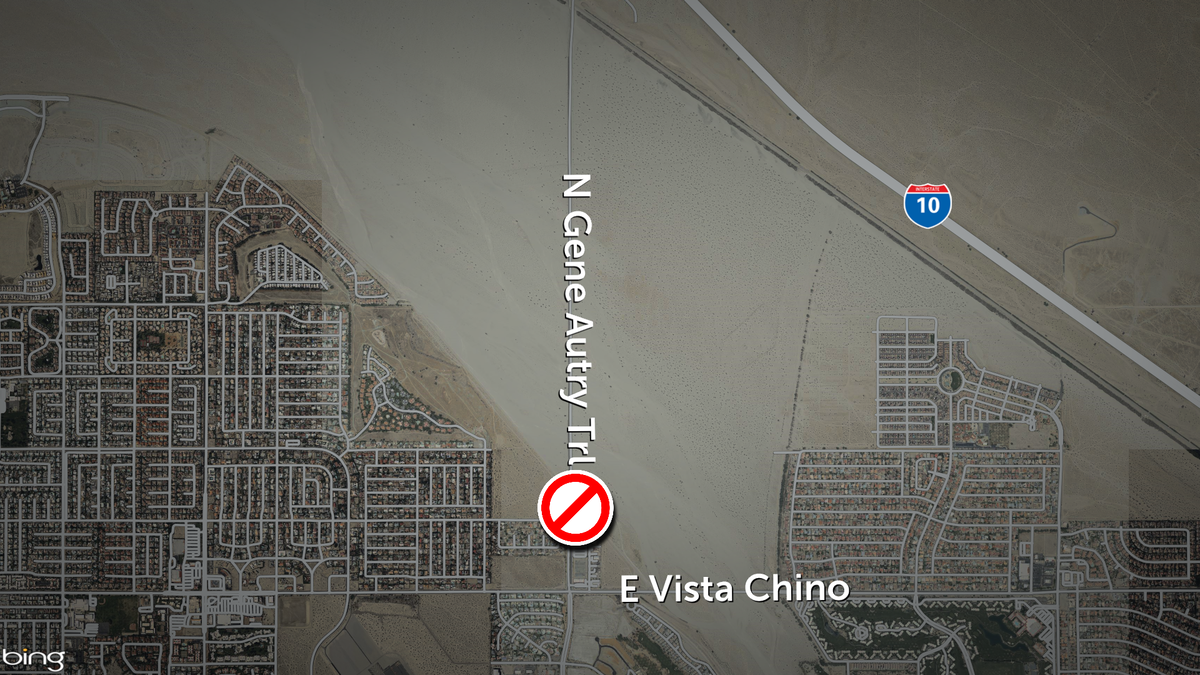 Oil spill temporarily shuts down Gene Autry Trail at the wash