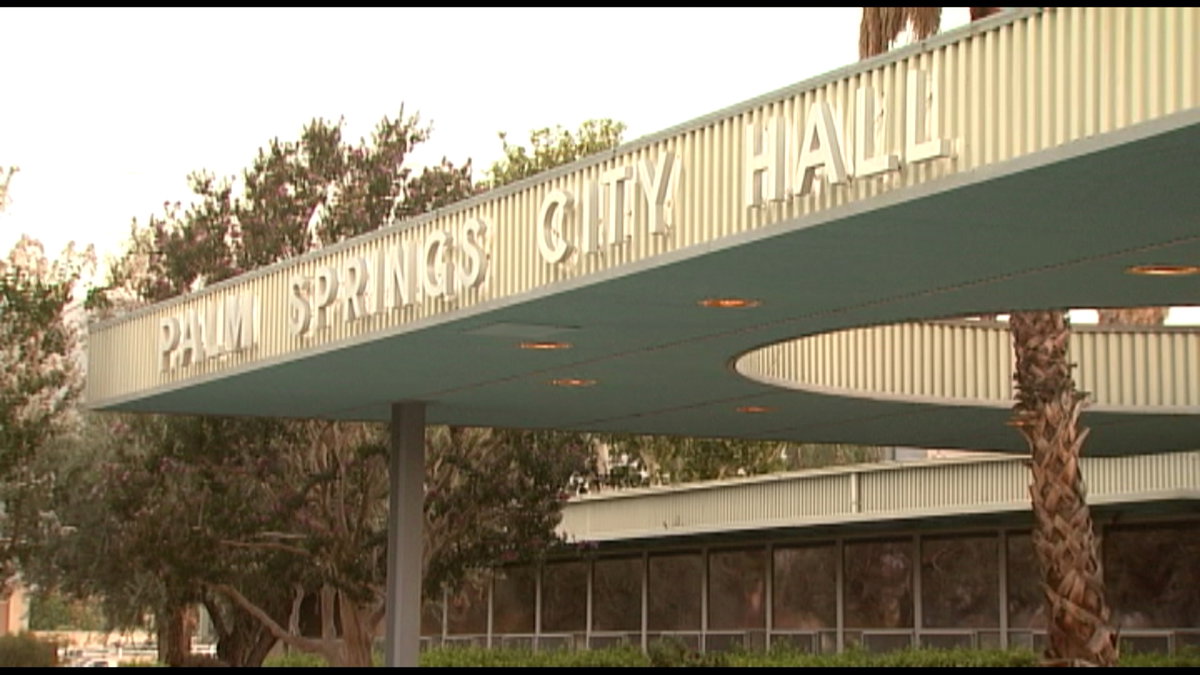 Palm Springs invite residents to share feedback on mayoral position