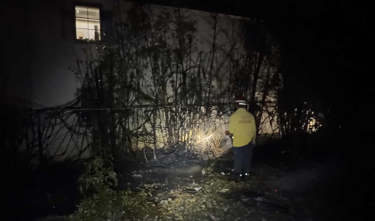Residents Evacuate After Morning Fire Threatens Santa Barbara Apartment Complex