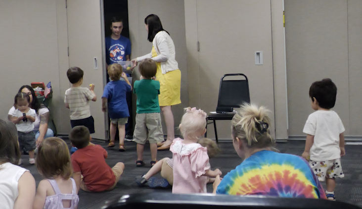 Parents find community through music and movement