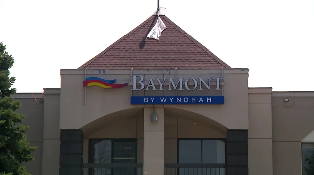 The Shakopee City Council voted 4-1 to revoke the Baymont Hotel's license