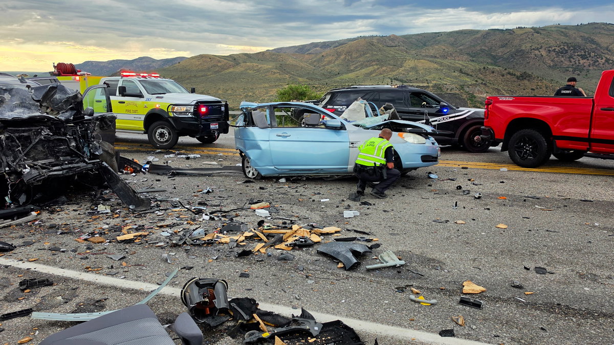 Idaho Falls man killed in head-on crash east of Ririe