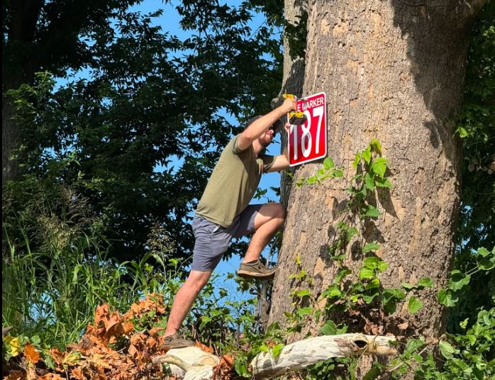 Vienna Fire Protection District installs mile markers on Gasconade River