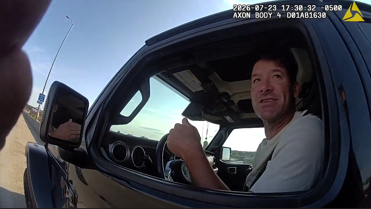 New body camera video obtained by 12 News shows the moment Milwaukee County Sheriff's Office deputies arrested former Dallas Cowboys quarterback Tony Romo last week.