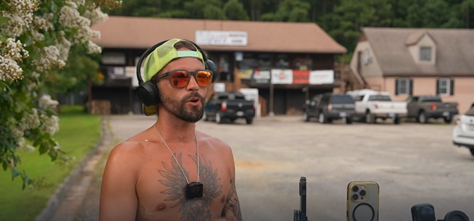 Kyndal Ray Edwards is walking thousands of miles across America to raise mental health awareness made a stop at the Chesterfield County Jail on Thursday