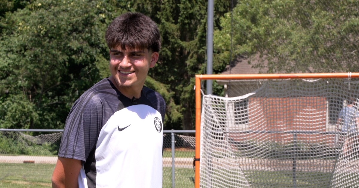 Angel Mendez-Lopez plays the center back position for Michigan Futbol Academy