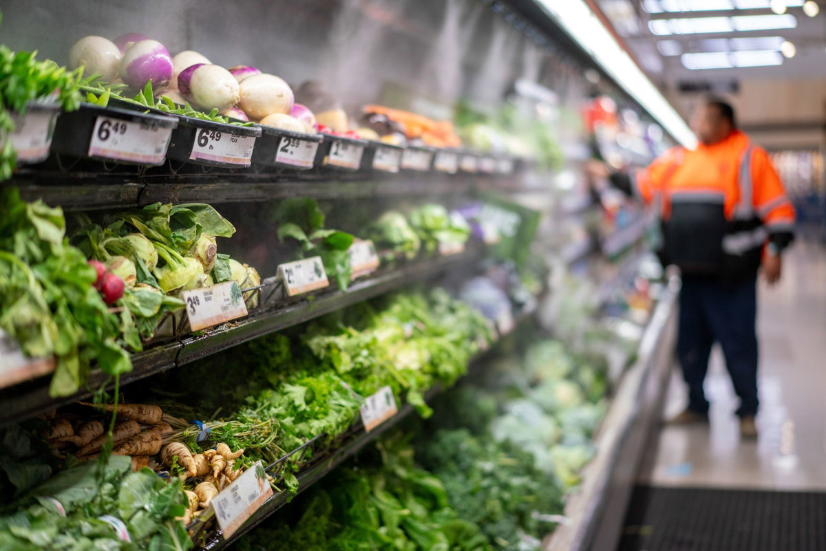 Lettuce illness outbreak sparks concern among valley residents