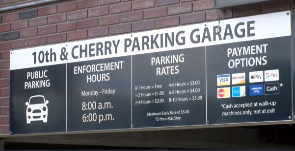 Columbia considers increasing downtown parking garage rates to match street parking