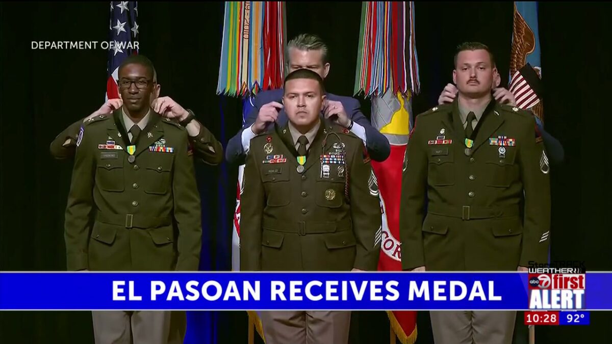 El Pasoan earns Mexican Border Defense Medal at the Pentagon
