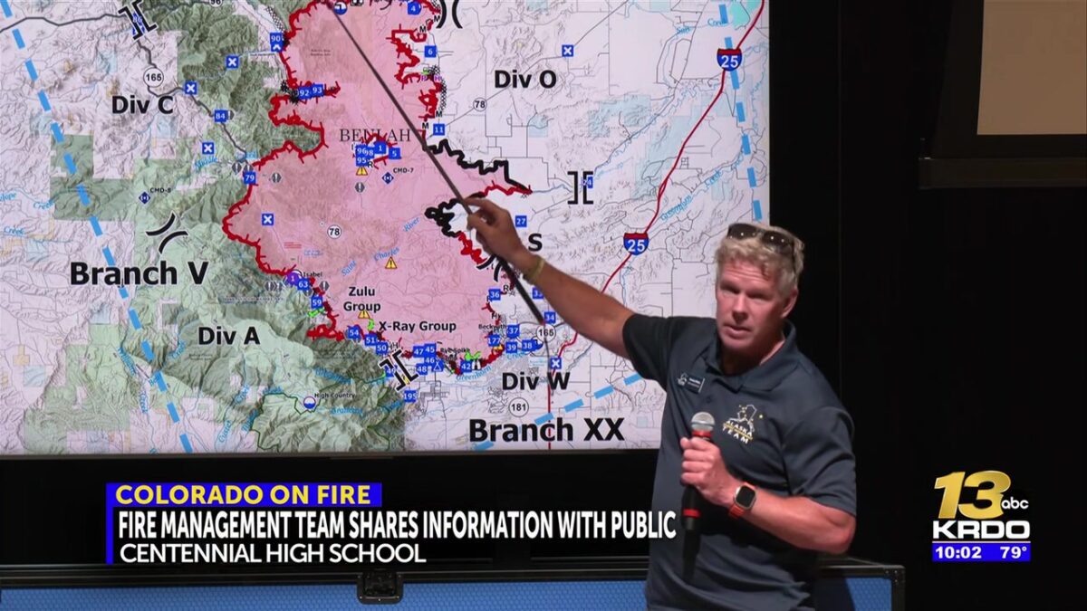 Aspen Acres Fire management team holds public information meeting in Pueblo