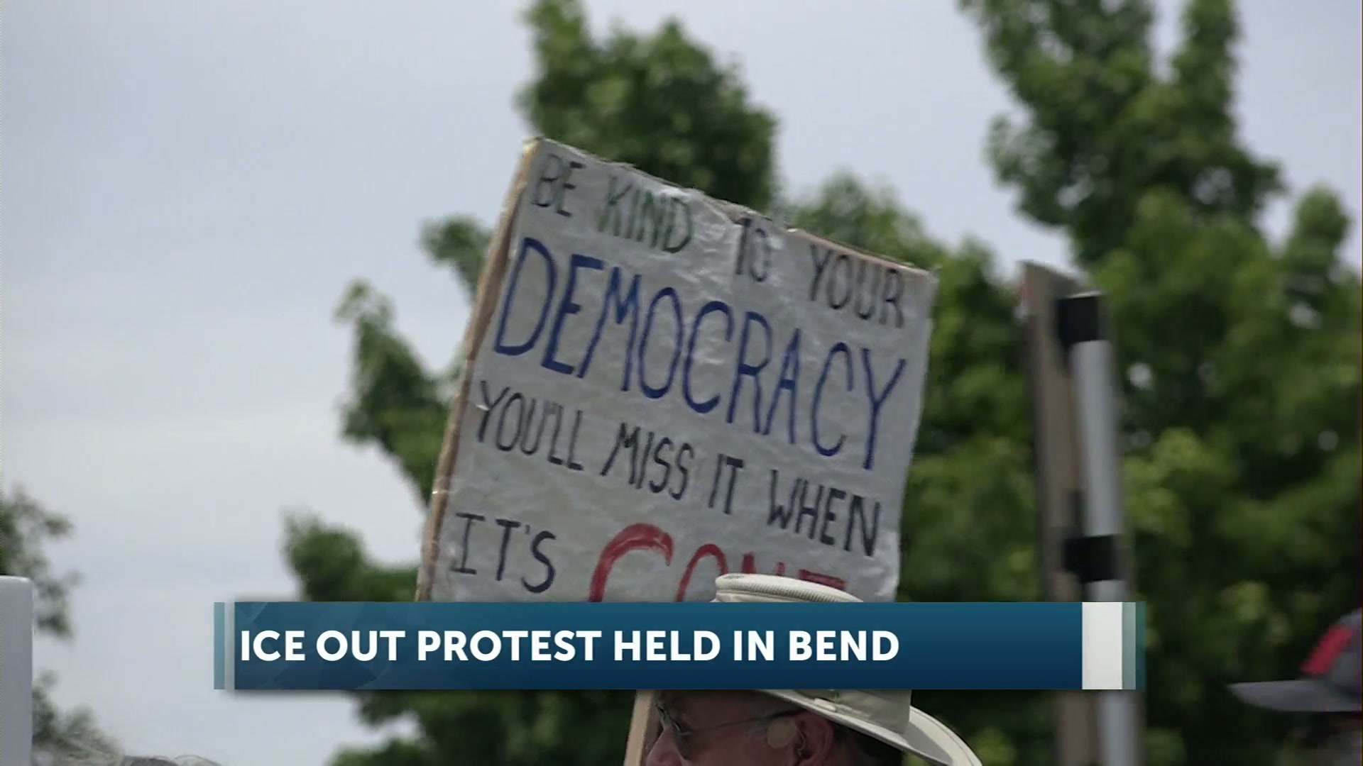Central Oregon residents protest ICE actions