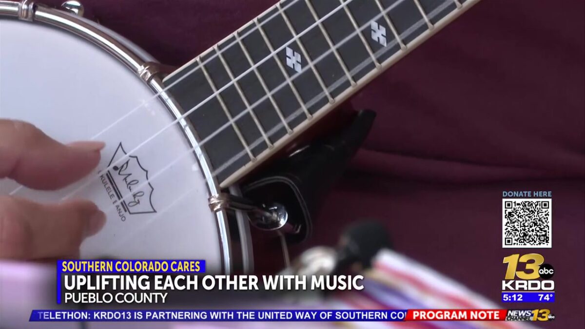 Music brings comfort to evacuees of Aspen Acres Fire