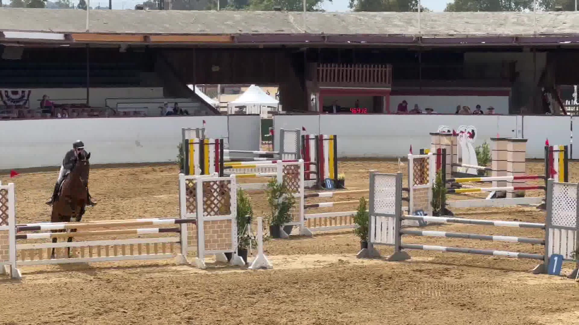 Hunter / Jumpers ride at Santa Barbara National