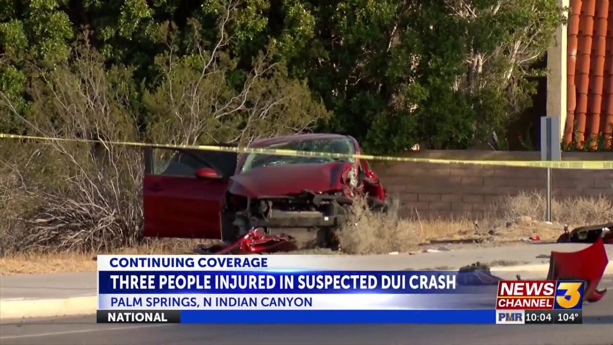 Three people injured after suspected DUI crash in Palm Springs