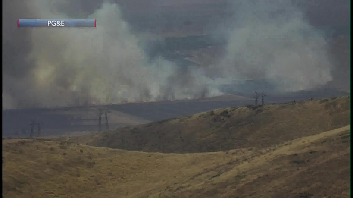 Crews on scene for 542 acre grass fire in California Valley