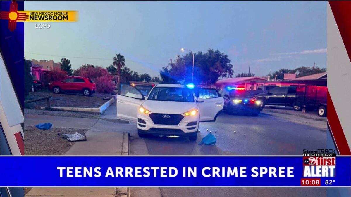 2 Las Cruces teens charged in connection to overnight crime spree