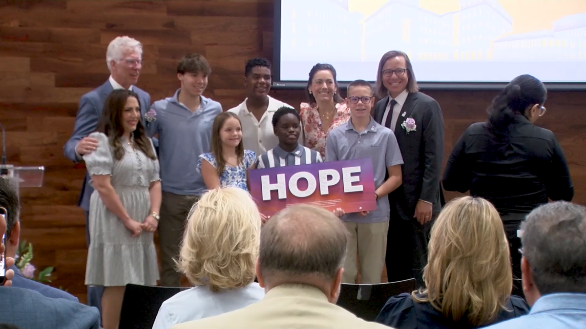 Couple commits $300k to tumor board room at future Fox Cancer Center