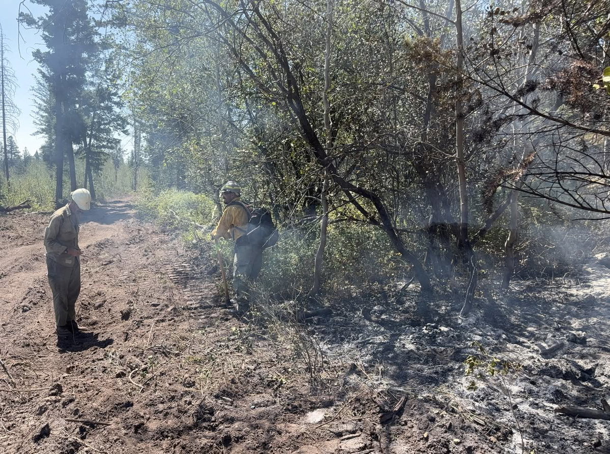 Big Rock Fire update: Containment reaches 22% as crews reinforce fire lines