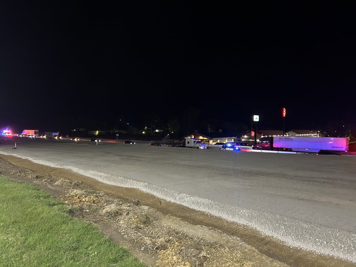 Crash closes eastbound I-70 in Columbia