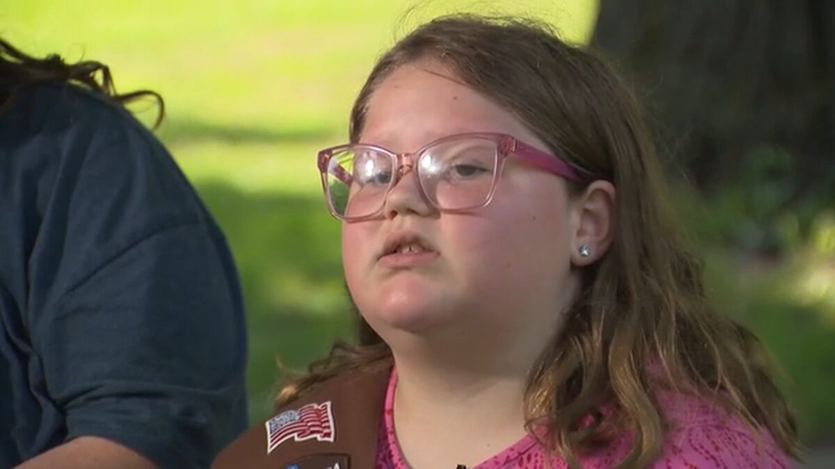 Khloe Keeling used fire-safety lessons learned in her Girl Scout troop to wake her parents and help six pets escape their burning central Iowa home.