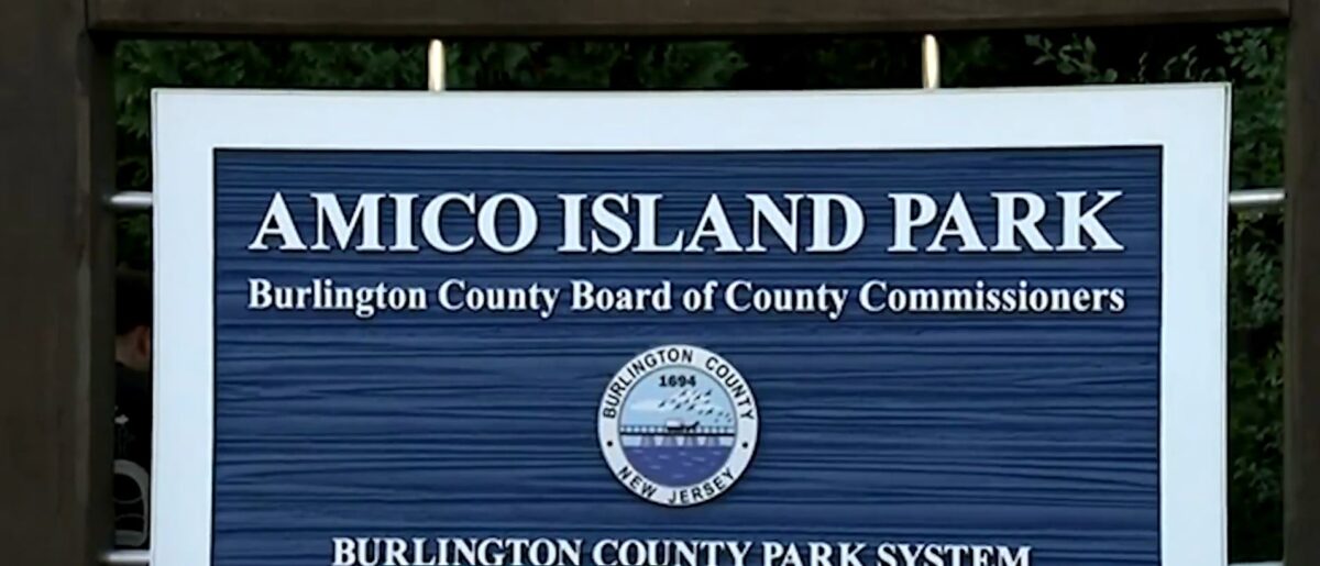Emergency crews have recovered the body of a woman who went missing in the Delaware River after trying to rescue a girl who was struggling in the water.