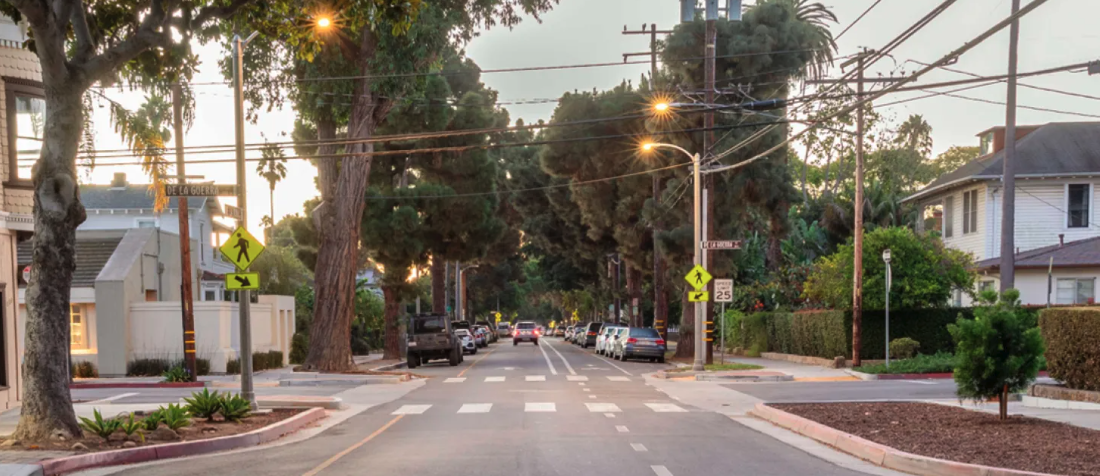 De La Vina Street Pilot Restriping Project