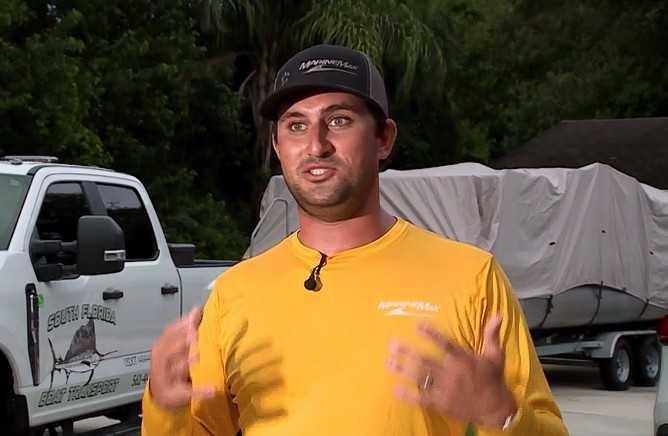 A rescue boat operator in Jupiter ensured all 10 aboard a seaplane that crashed near a resort in North Bimini