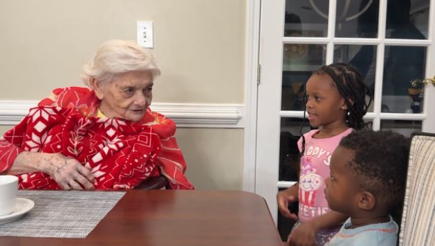 Ulmaria Williams has had a passion for caring for older adults since she was a child in her home country of Liberia. That passion grew even stronger in 2008 when her father battled dementia. Through that experience