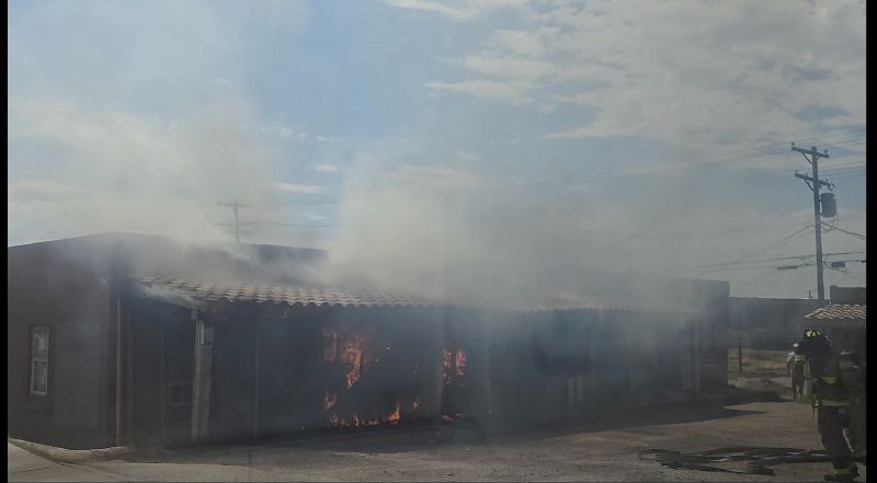 4 people displaced after Las Cruces apartment fire