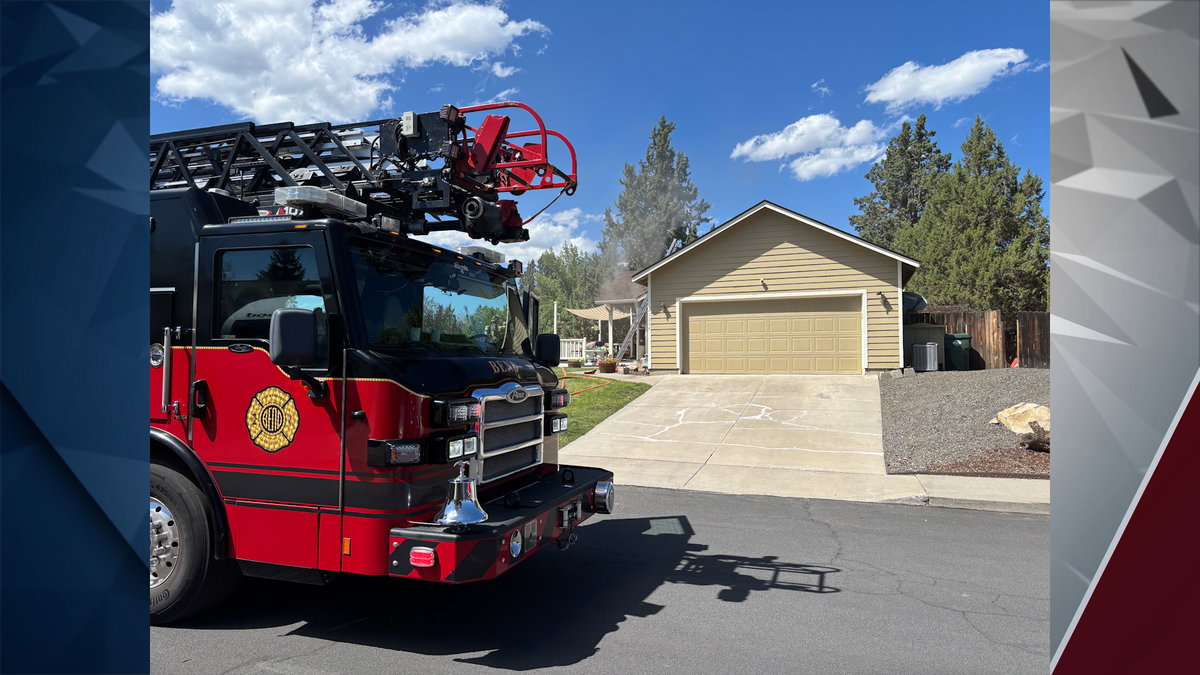 Emergency crews battle two separate fires in Bend on Sunday