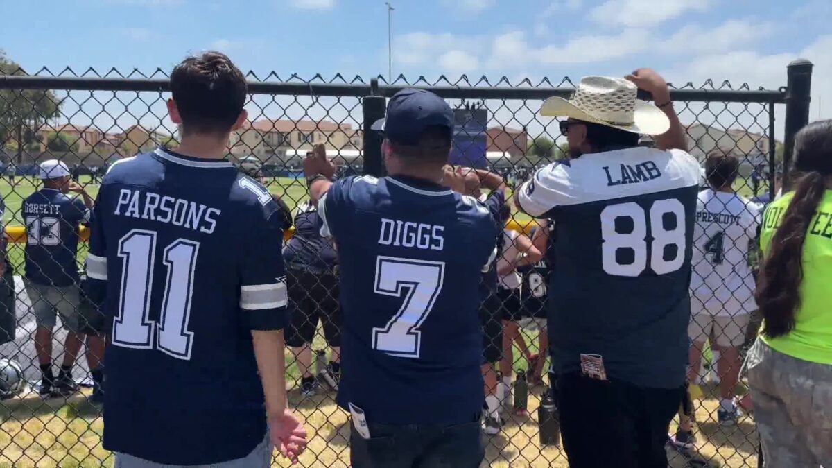 Dallas Cowboys Camp Counts on Volunteers