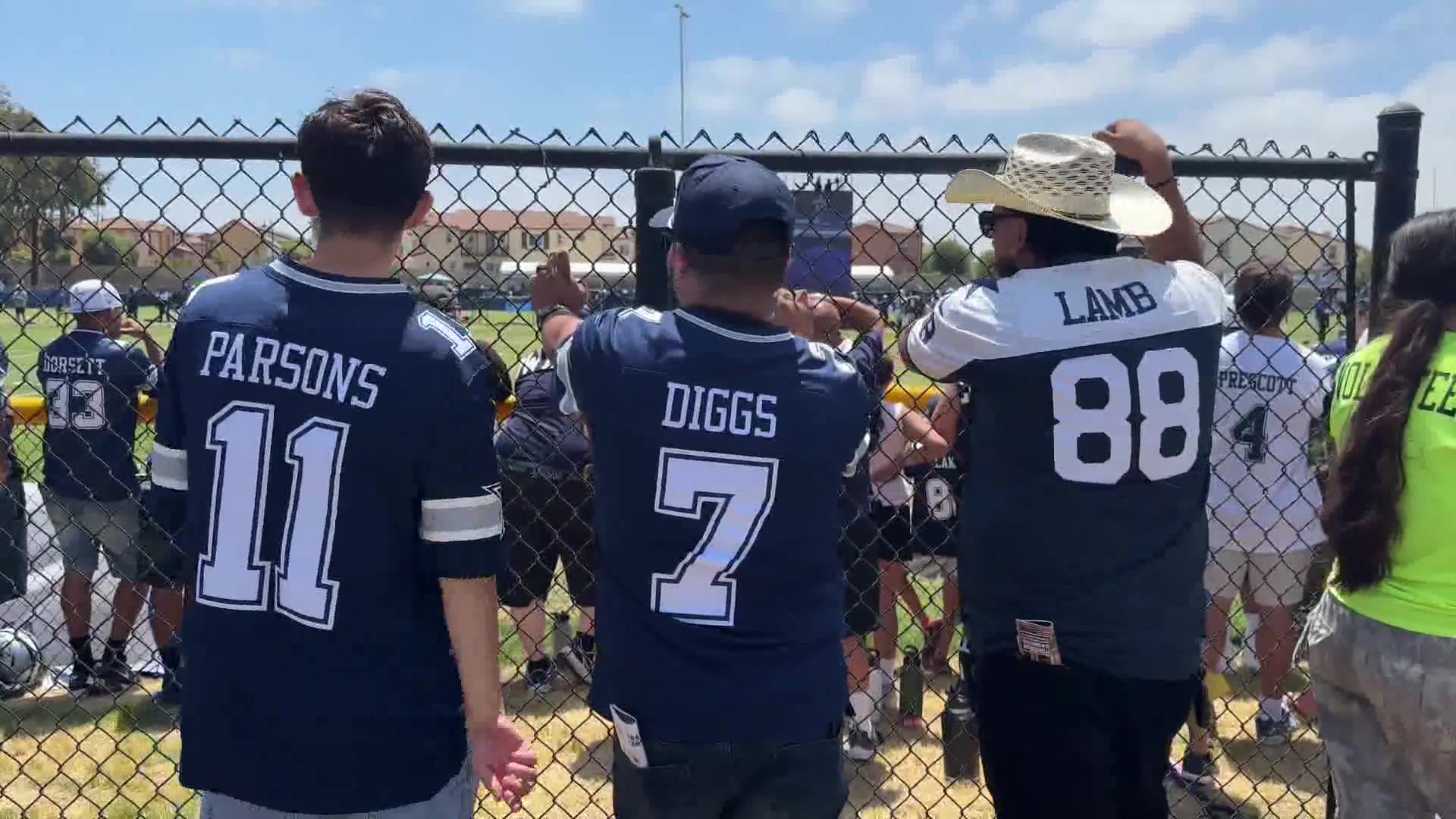 Dallas Cowboys Camp Counts on Volunteers