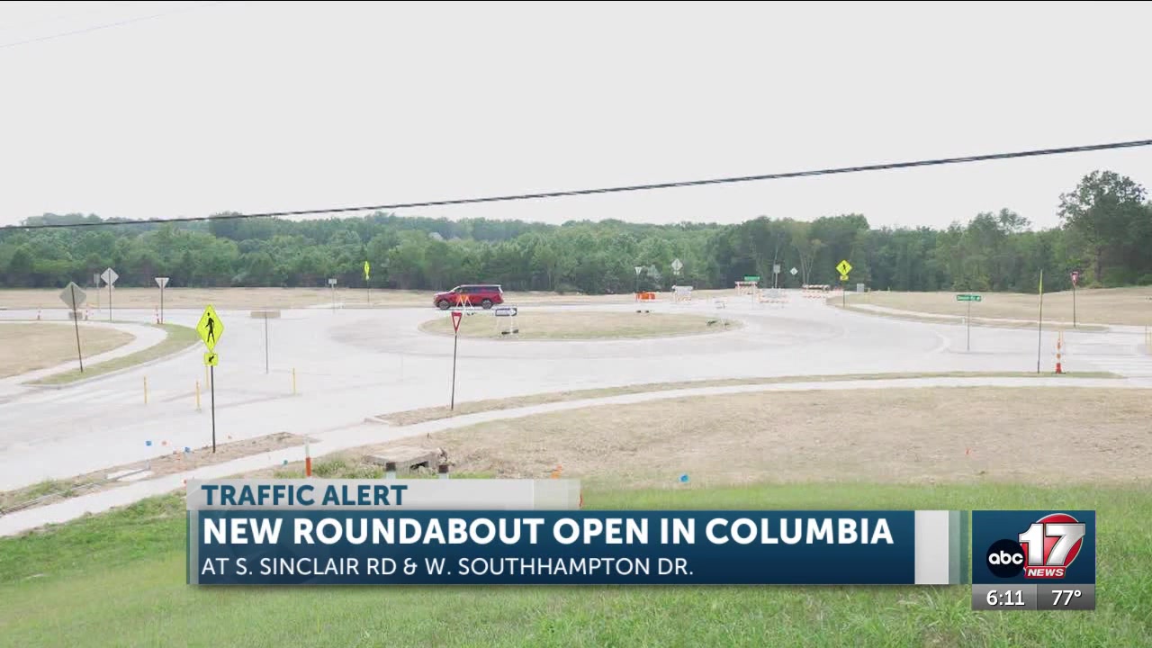 New roundabout opens at South Sinclair Road