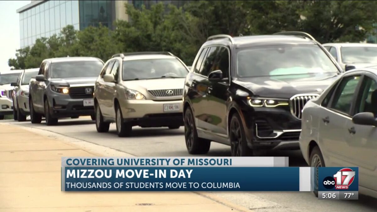 Thousands arrive for University of Missouri move-in as traffic picks up around campus