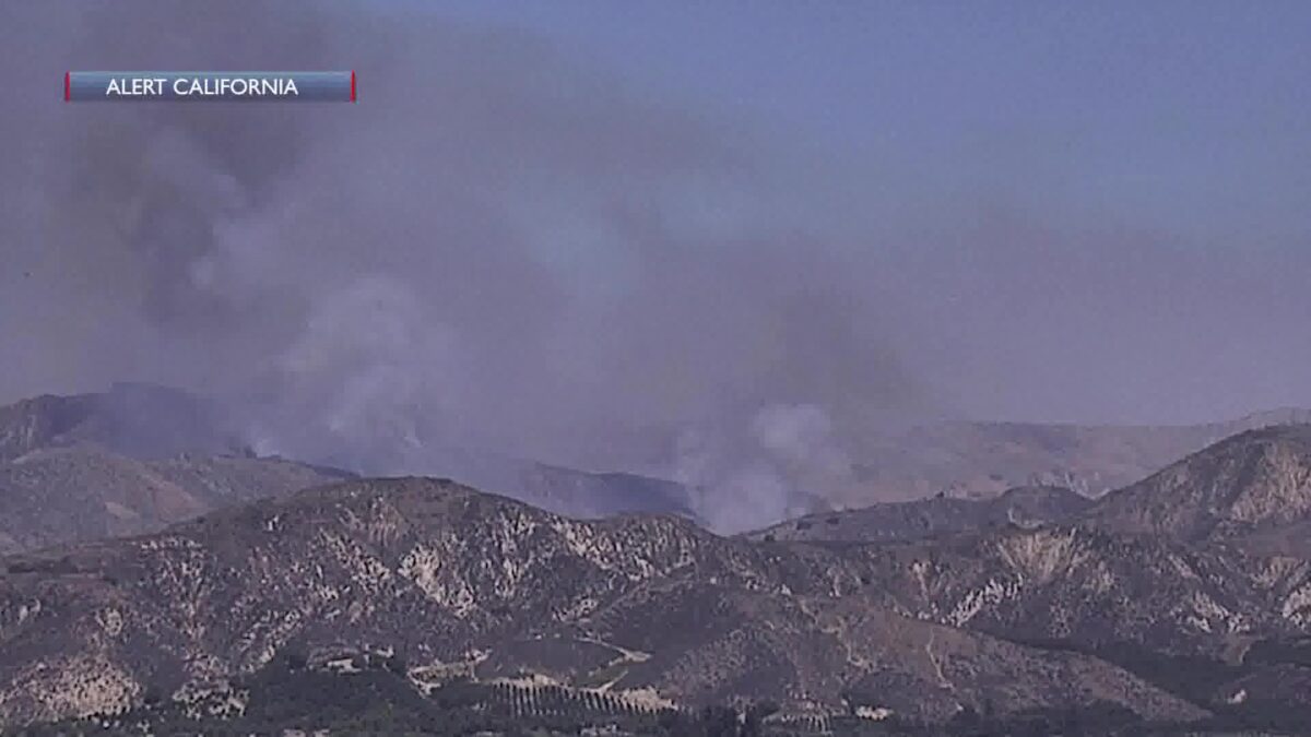 Crews battling 167-acre Holser Fire in Ventura County