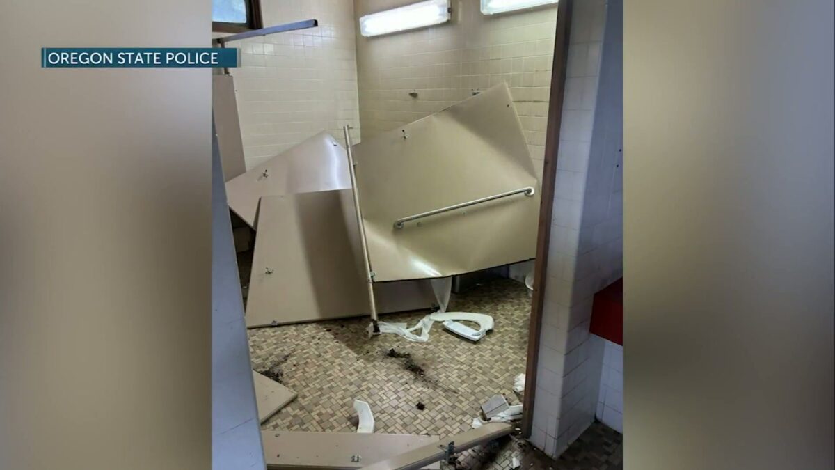 Oregon State Police investigate widespread vandalism at Lincoln County parks