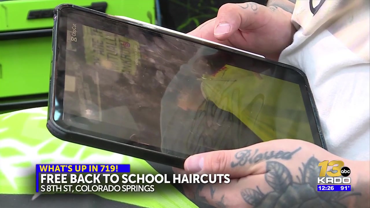 Local barber giving free haircuts to students and teachers for first day of school