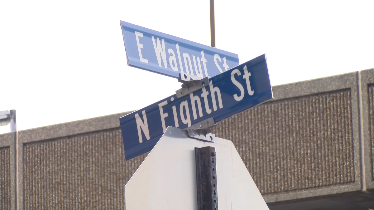 QUESTION OF THE DAY: Was Mun Choi right to warn students about a section of downtown Columbia?