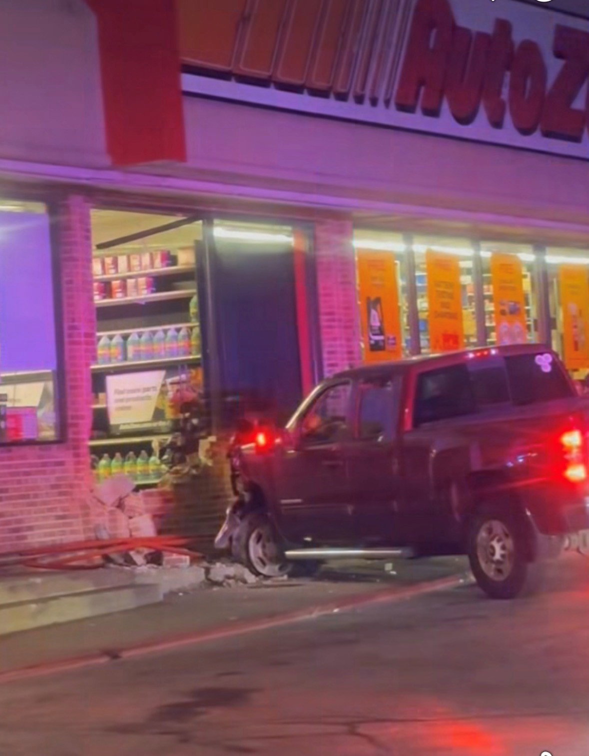 Driver accused of drunkenly crashing into Jefferson City Auto Zone