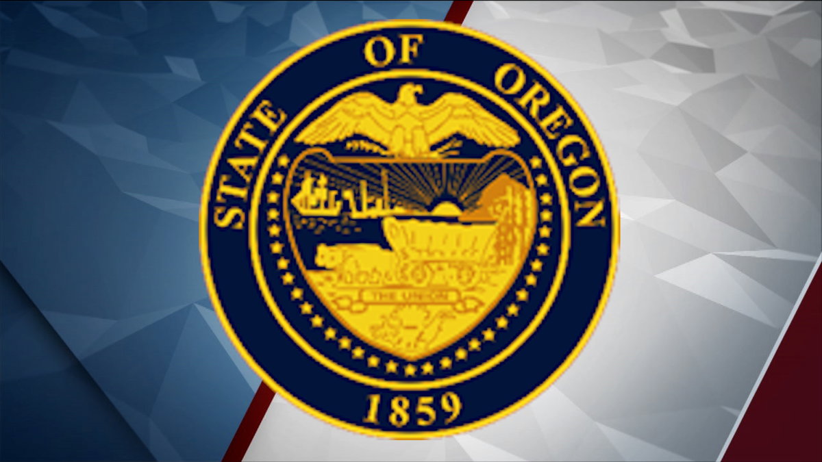 Wyden introduces bill to double federal retirement account match