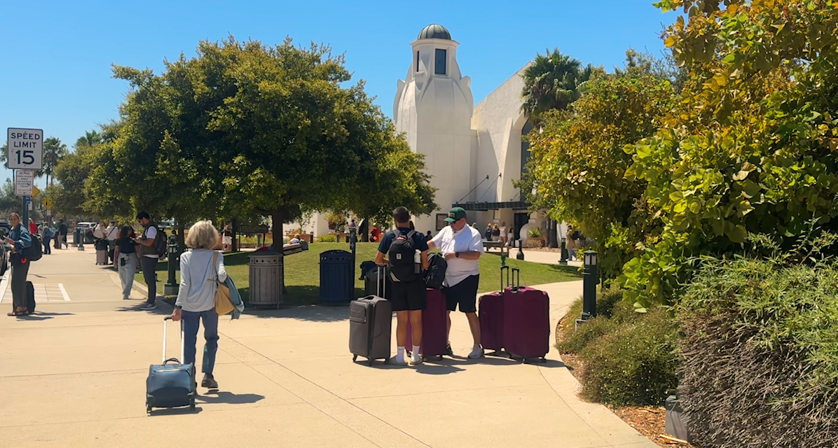 Santa Barbara Airport Named “Best Small Airport” Finalist