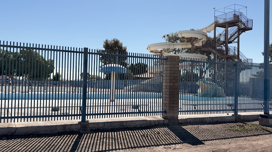 Locals trying to save Kennedy Pool