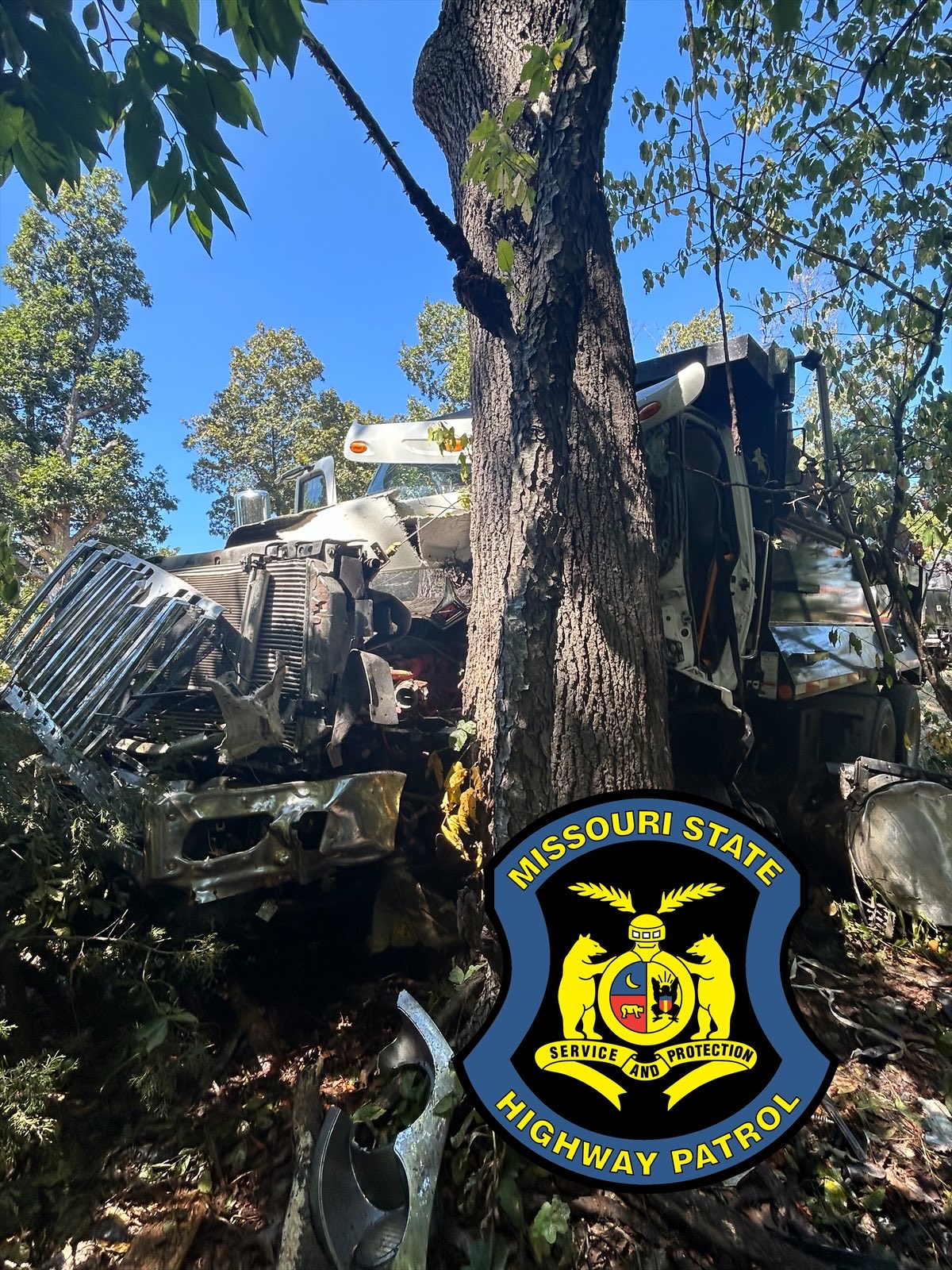 Sunrise Beach man dies in Morgan County crash