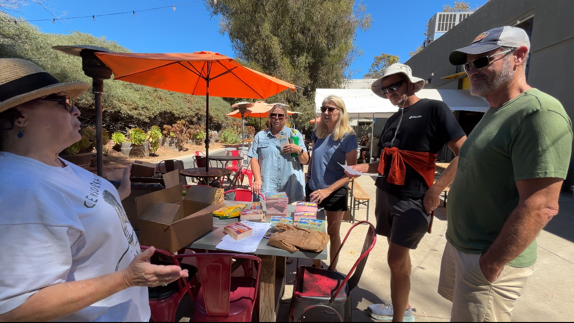 “Postcards from Paradise” Event Encourages Voter Participation